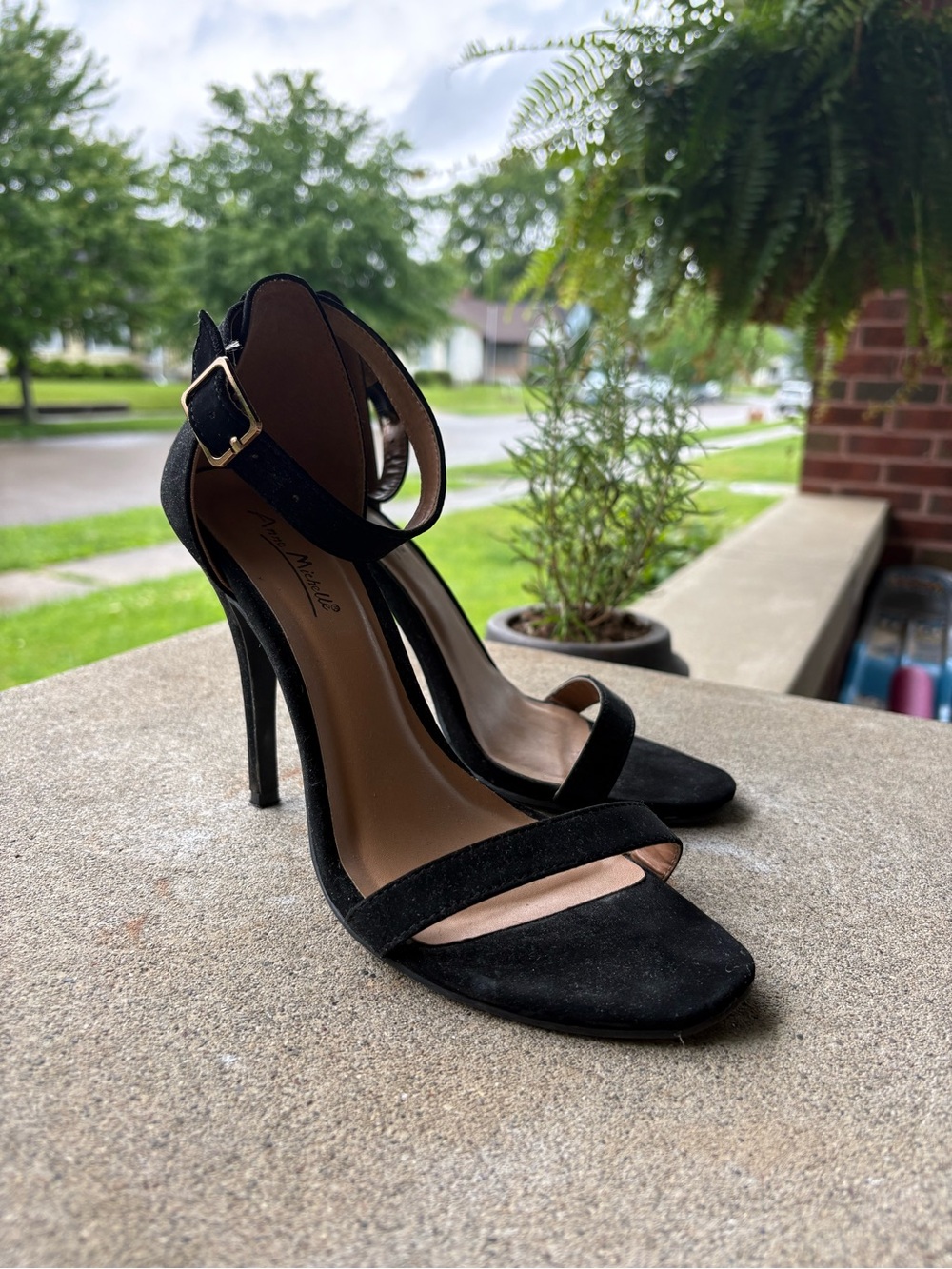 Anne Michelle black strap heels